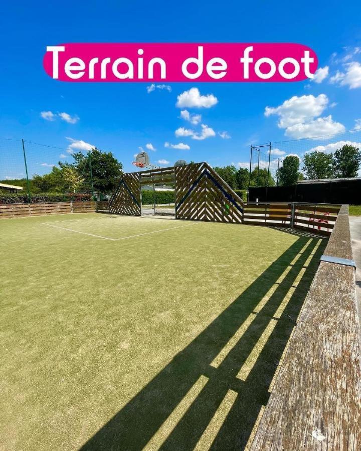 Mobil Home Tout Confort Ideal Pour 4 Personnes Dans Le Domaine De Dugny Camping 4 Etoiles, Proche De Blois, Du Zoo De Beauval Et Des Chateaux De La Loire Onzain Luaran gambar
